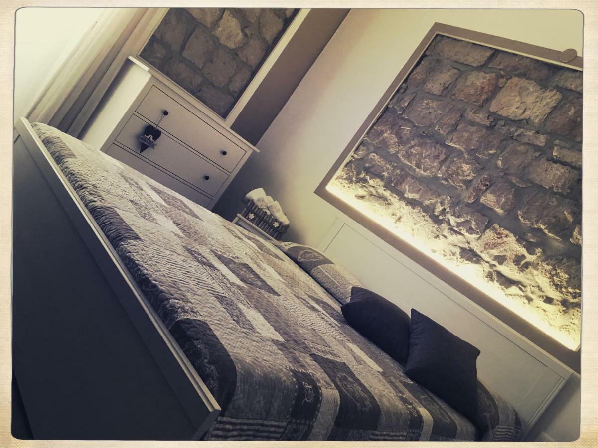 The Hive Stefy'S Apartment Iglesias Esterno foto